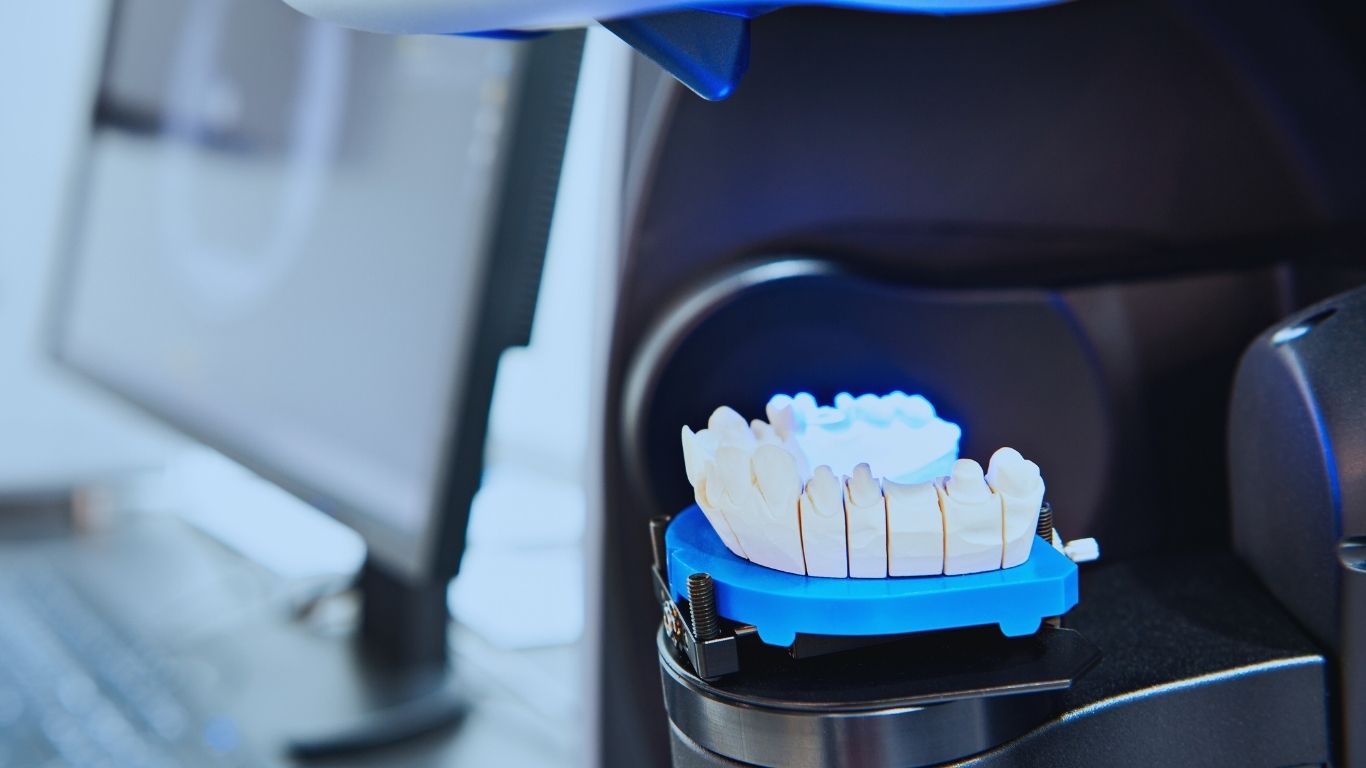 Laboratorio de Prótesis Dentales en San Martín de la Vega: 10 Razones para Contactarnos
